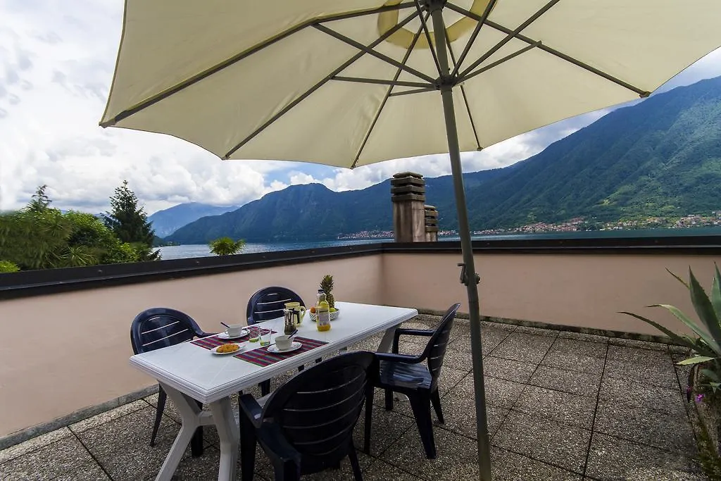 Palm Bay Garden Apartment Sala Comacina 0*,  Italy