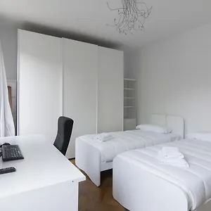 https://bella-vita-charming-house.hotelslidodijesolo.com
